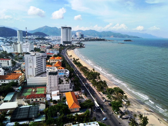 Chưa dời ga Nha Trang, thống nhất về công trình điểm nhấn đường Trần Phú - Ảnh 2.