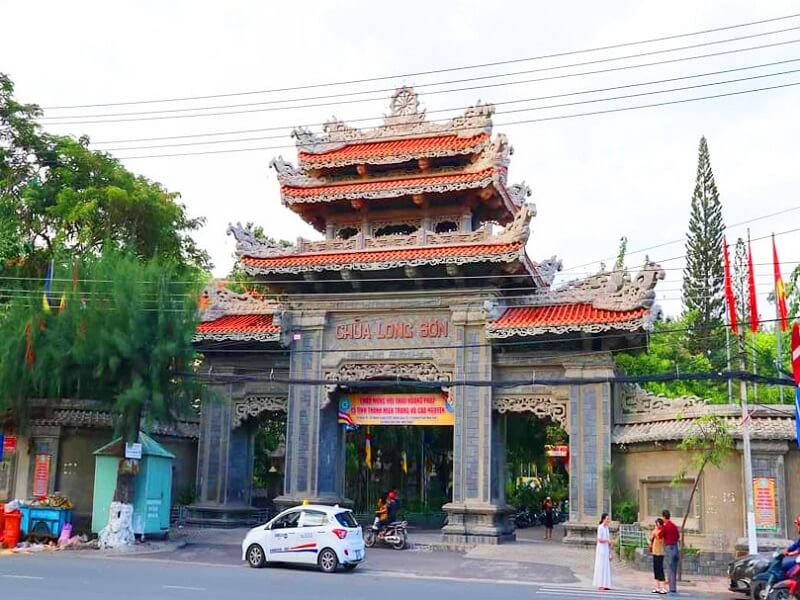 Cổng Chùa Long Sơn Nha Trang