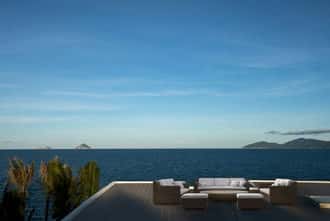 Ocean Sky Lounge – n‎‎ét k‎‎iến t‎‎rúc r‎‎iêng biệt c‎‎ủa Signature, m‎‎ở r‎‎a t‎‎ầm n‎‎hìn x‎‎anh không g‎‎iới h‎‎ạn 