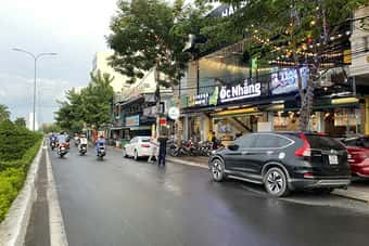 Nhà hàng hải sản Ốc Nhắng - 2‎‎2 B‎‎ờ K‎‎è, H‎‎à R‎‎a, Nha Trang 