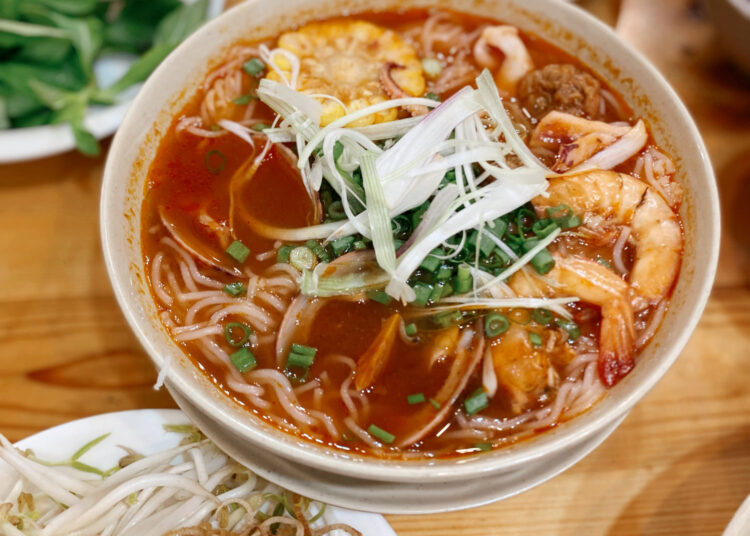 Review quán Bún Đậu 1986 Nha Trang