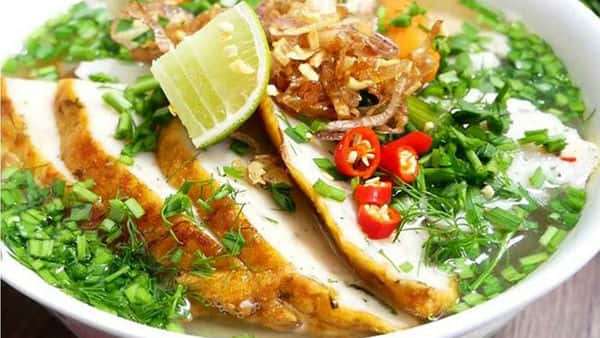 Những quán bánh canh chả cá Nha Trang mà bạn không nên bỏ lỡ