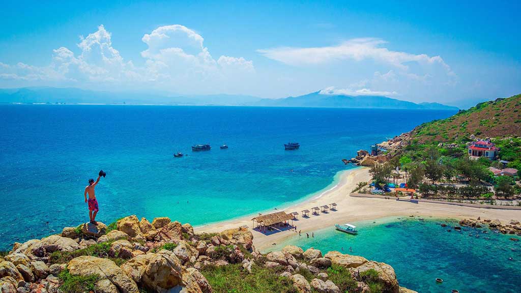 Đảo Yến Hòn Nội Nha Trang