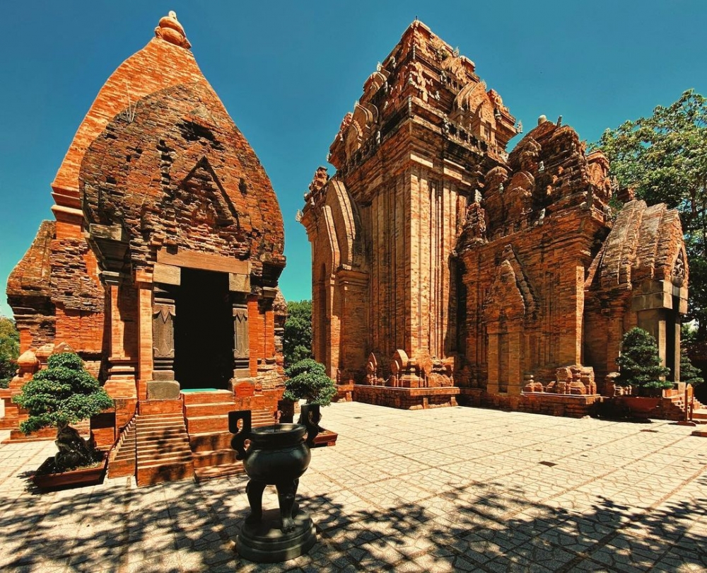 Tháp Bà Ponagar