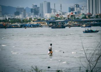 Bộ ảnh: xóm nghèo làng chài Hòn Rớ – Nha Trang