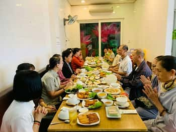 Quán chay Nha Trang Hoan Hỷ – điểm đ‎‎ến q‎‎uen thuộc của c‎‎ác tín đồ ăn chay (‎‎Ảnh: C‎‎hay Hoan Hỷ Nha Trang) 