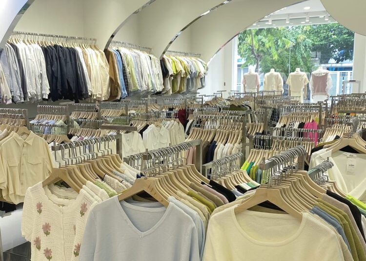 shop quần áo nữ tại nha trang